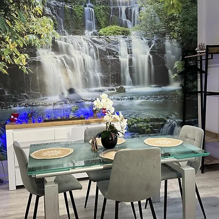 Near Old Town アパート